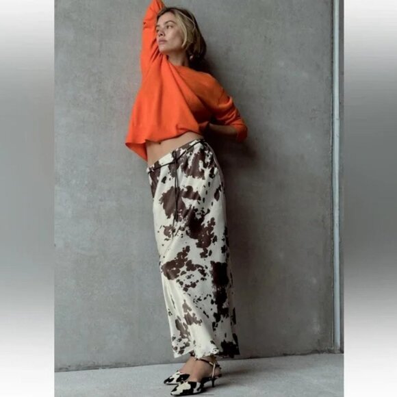 ZARA ANIMAL PRINT SATIN EFFECT MIDI SKIRT - Picture 2 of 4